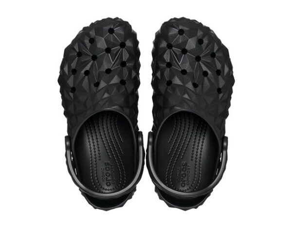 Crocs Classic Geometric Clog Black - Image 3